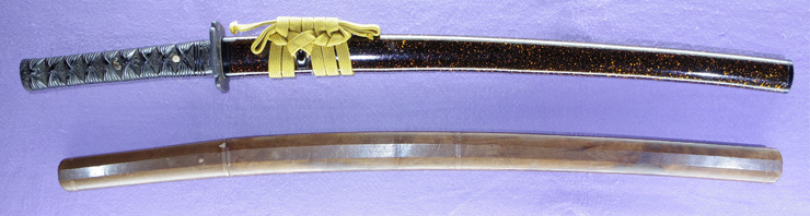 wakizashi [oumi_no_kami fujiwara tsuguhiro] (Wazamono)    [echizen_ju shimosaka] Picture of SAYA