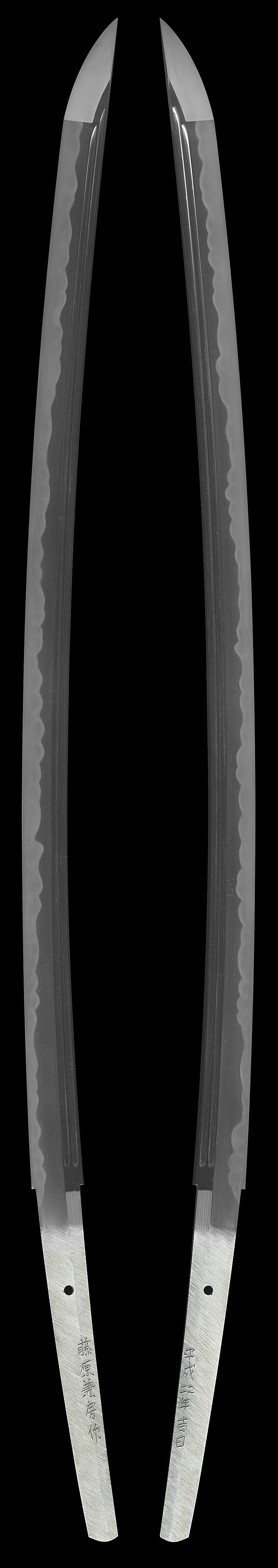 刀　藤原兼房作(二十五代藤原兼房刀匠)　　平成四年吉日Picture of whole